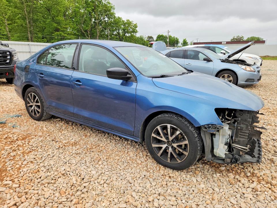 52484696 :رقم المزاد ، 3VWD67AJ5GM237314 vin ، 2016 Volkswagen Jetta مزاد بيع