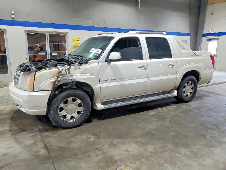 Auction sale of the 2002 Cadillac Escalade, vin: 3GYEK63N52G236503, lot number: 53159986