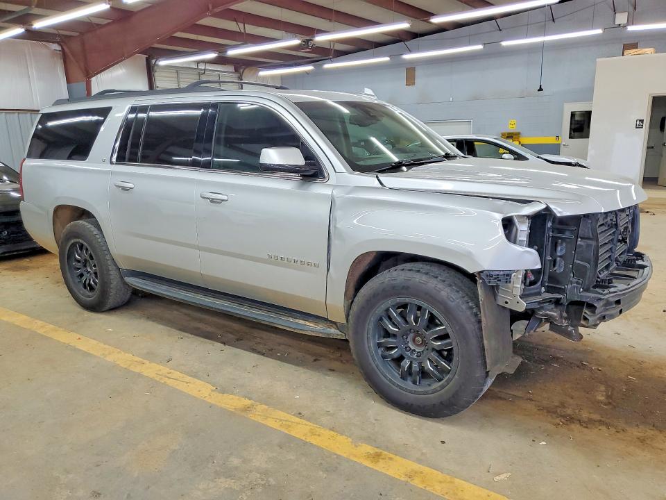 2020 Chevrolet Suburban მანქანა იყიდება აუქციონზე, vin: 1GNSKHKC5LR274939, აუქციონის ნომერი: 53254596