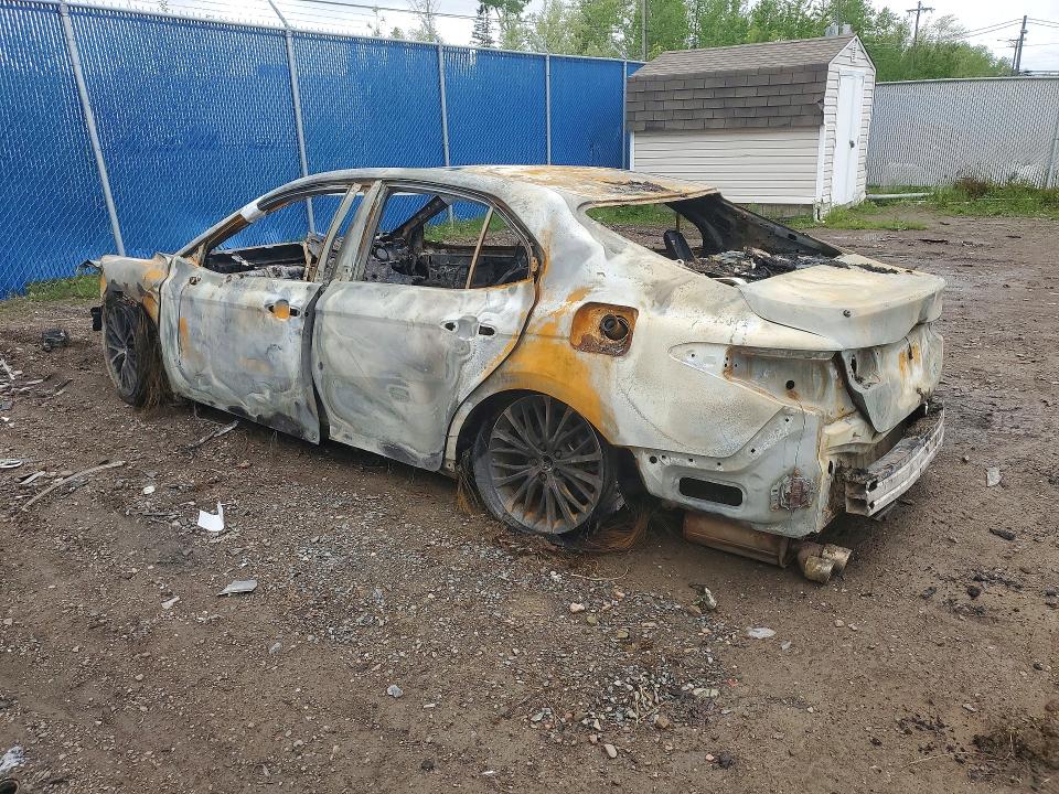 55390366 :رقم المزاد ، 4T1B21HK7LU522647 vin ، 2020 Toyota Camry Hybrid مزاد بيع
