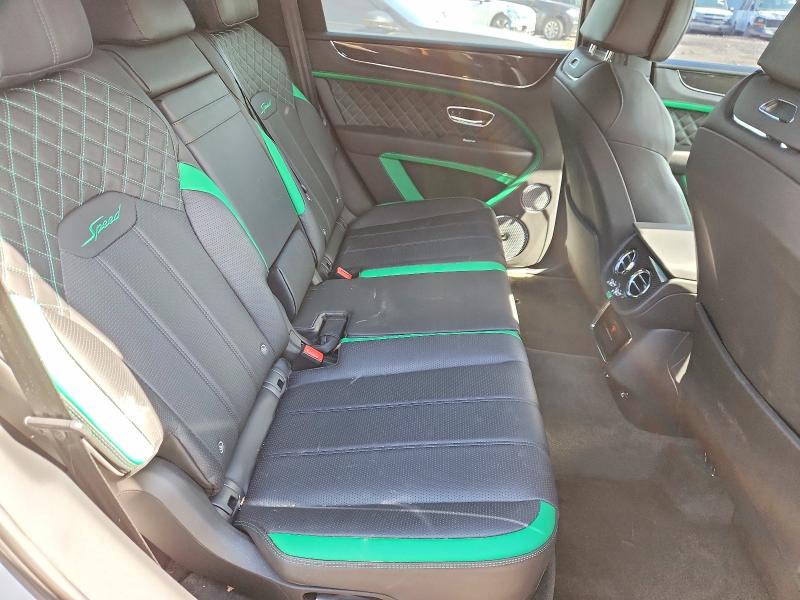 Продажа на аукционе авто 2022 Bentley Bentayga, vin: SJAAR2ZV9NC015673, номер лота: 51301916