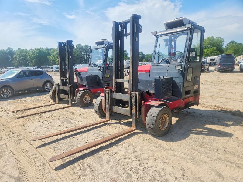 2013 Moffett Forklift მანქანა იყიდება აუქციონზე, vin: L250298A, აუქციონის ნომერი: 53540546