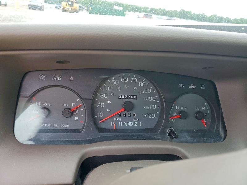 2004 Mercury Grand Marquis მანქანა იყიდება აუქციონზე, vin: 2MEHM75W24X605141, აუქციონის ნომერი: 52500286