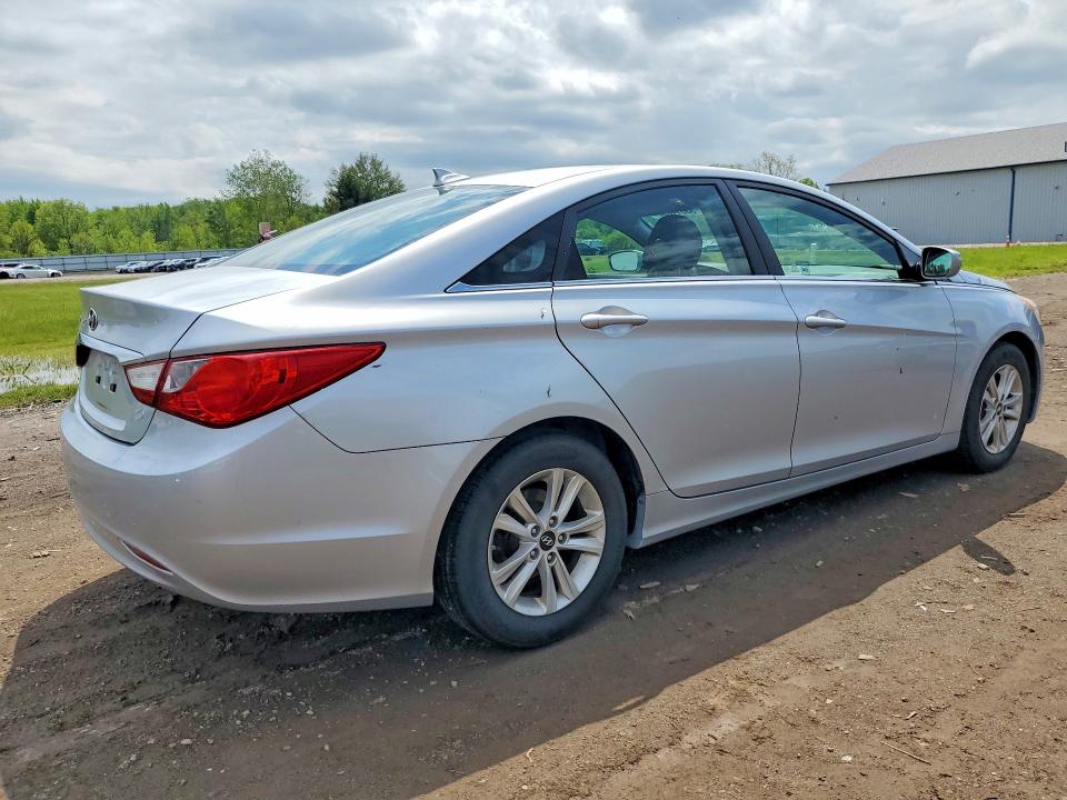 53514896 :رقم المزاد ، 5NPEB4AC9CH336527 vin ، 2012 Hyundai Sonata مزاد بيع