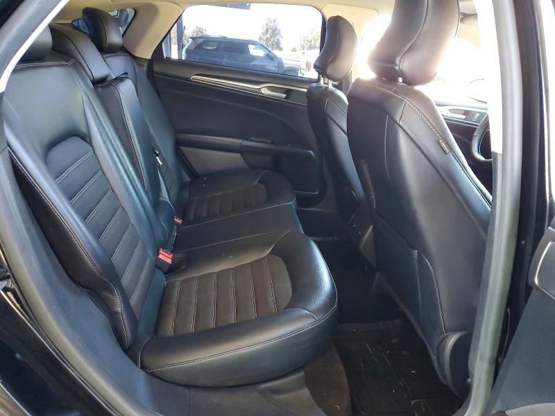 53852276 :رقم المزاد ، 3FA6P0LU3HR315431 vin ، 2017 Ford Fusion مزاد بيع