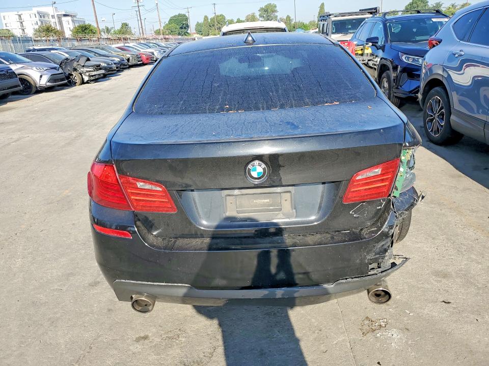 54279546 :رقم المزاد ، WBAFR7C50DC818541 vin ، 2013 Bmw 535 مزاد بيع