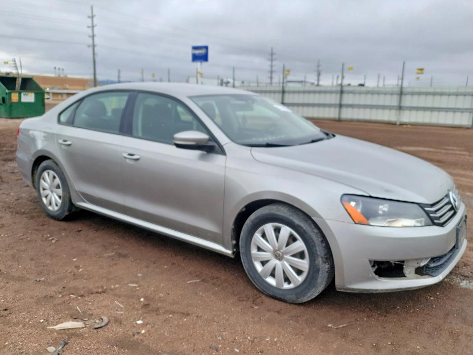 53774926 :رقم المزاد ، 1VWAP7A39DC151549 vin ، 2013 Volkswagen Passat مزاد بيع