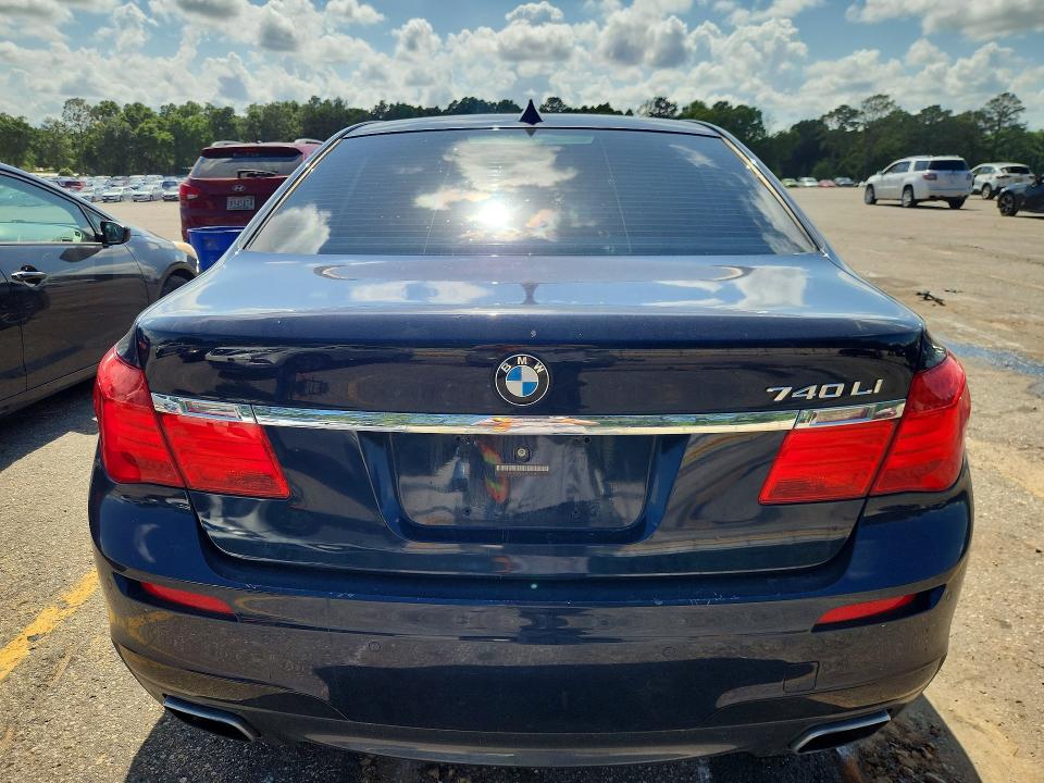 53655426 :رقم المزاد ، WBAKB4C56BC392661 vin ، 2011 Bmw 740 مزاد بيع