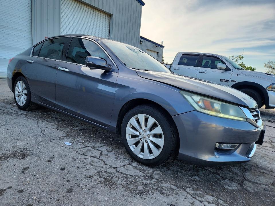 52355816 :رقم المزاد ، 1HGCR3F87DA046640 vin ، 2013 Honda Accord مزاد بيع