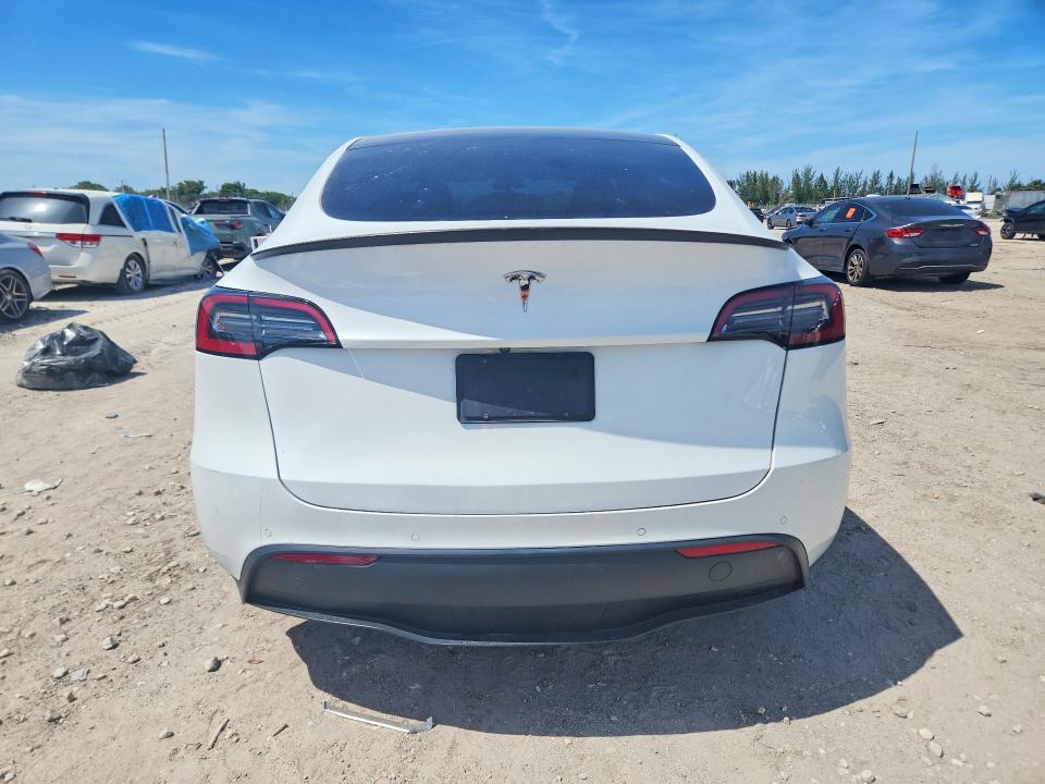 Продажа на аукционе авто 2022 Tesla Model Y, vin: 7SAYGDEF9NF361256, номер лота: 52526786