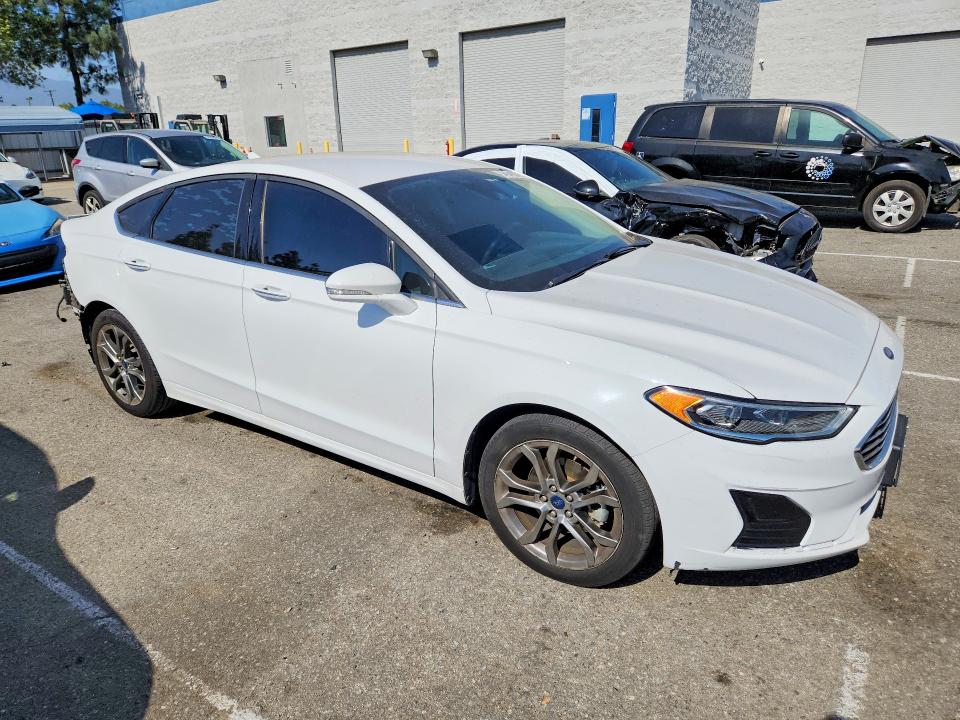 54649856 :رقم المزاد ، 3FA6P0CD6LR154274 vin ، 2020 Ford Fusion مزاد بيع
