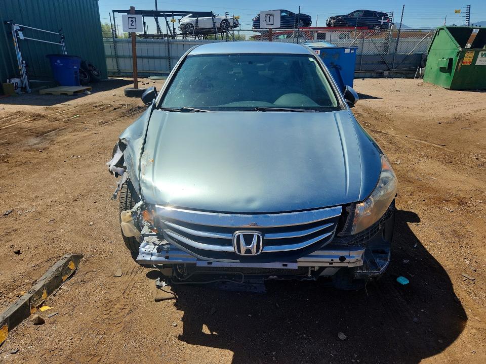 53367246 :رقم المزاد ، 1HGCP2F33BA024085 vin ، 2011 Honda Accord مزاد بيع