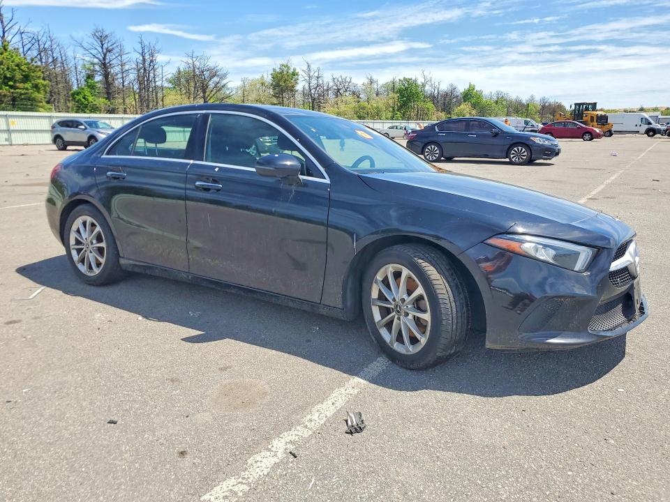 2019 Mercedes-benz A მანქანა იყიდება აუქციონზე, vin: WDD3G4FB0KW000966, აუქციონის ნომერი: 55033466