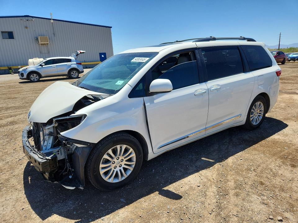 2017 Toyota Sienna მანქანა იყიდება აუქციონზე, vin: 5TDYZ3DC1HS883288, აუქციონის ნომერი: 54863446