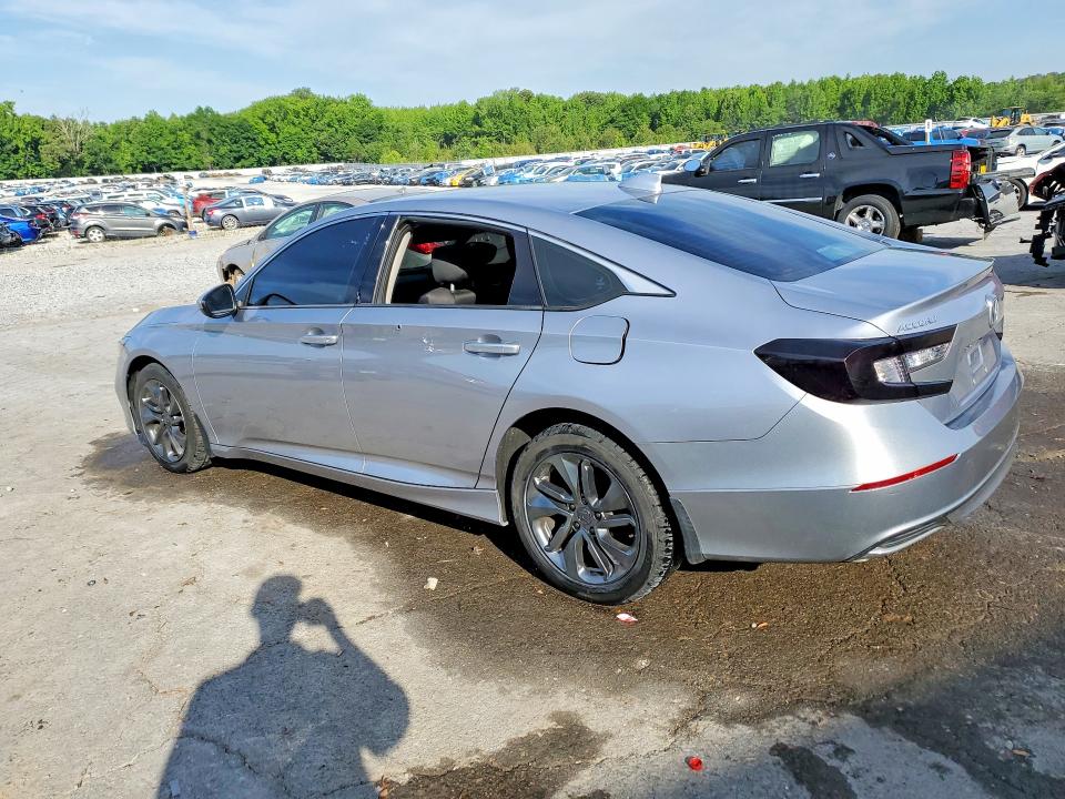 Auction sale of the 2020 Honda Accord, vin: 1HGCV1F17LA084595, lot number: 52048106