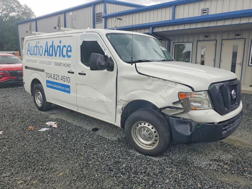 54957366 :رقم المزاد ، 1N6BF0KM0HN801661 vin ، 2017 Nissan Nv مزاد بيع