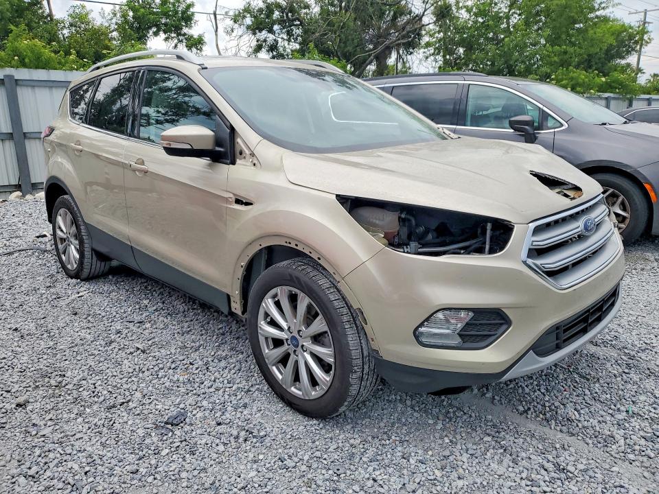 Продажа на аукционе авто 2017 Ford Escape, vin: 1FMCU9J90HUA90849, номер лота: 53413026