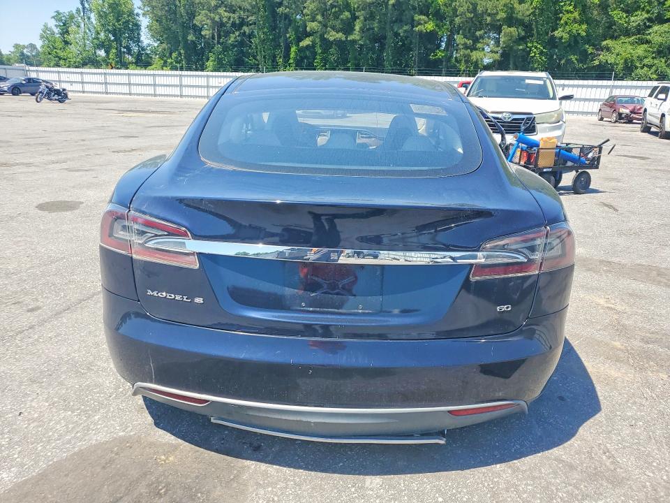 54200906 :رقم المزاد ، 5YJSA1AG2DFP12122 vin ، 2013 Tesla Model S مزاد بيع