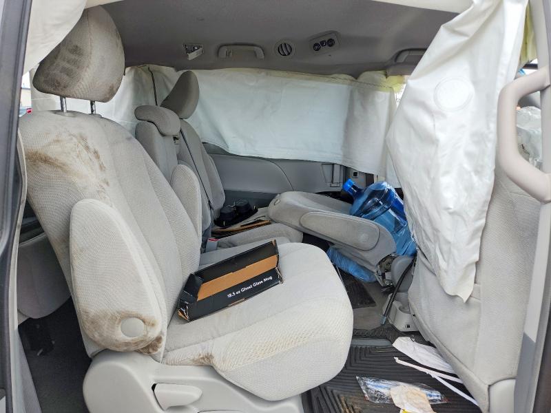 Продажа на аукционе авто 2011 Toyota Sienna, vin: 5TDKK3DC0BS060188, номер лота: 55002716