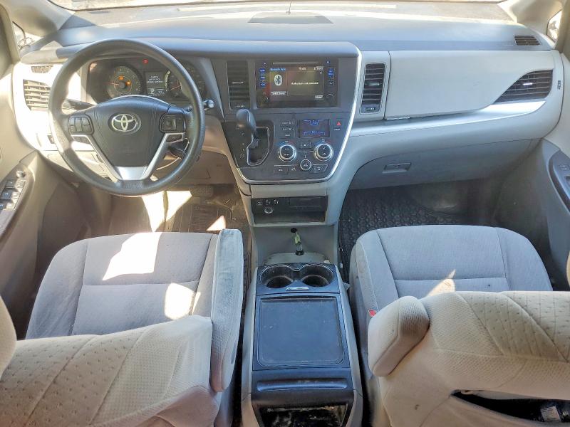 Продажа на аукционе авто 2015 Toyota Sienna, vin: 5TDKK3DCXFS625469, номер лота: 54023396