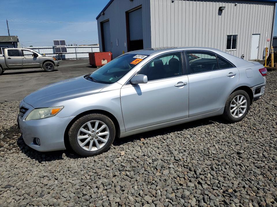 2011 Toyota Camry მანქანა იყიდება აუქციონზე, vin: 4T1BK3EKXBU627407, აუქციონის ნომერი: 52247746