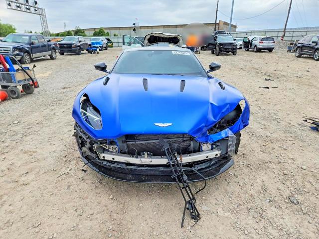 52118976 :رقم المزاد ، SCFRMFEV9LGL08879 vin ، 2020 Aston Martin Db11 مزاد بيع