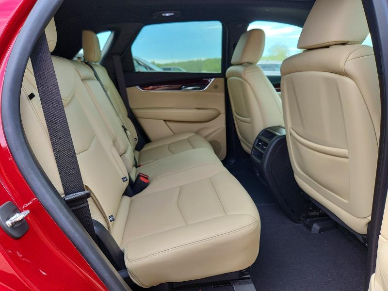 53051606 :رقم المزاد ، 1GYKNCRS1KZ155469 vin ، 2019 Cadillac Xt5 مزاد بيع