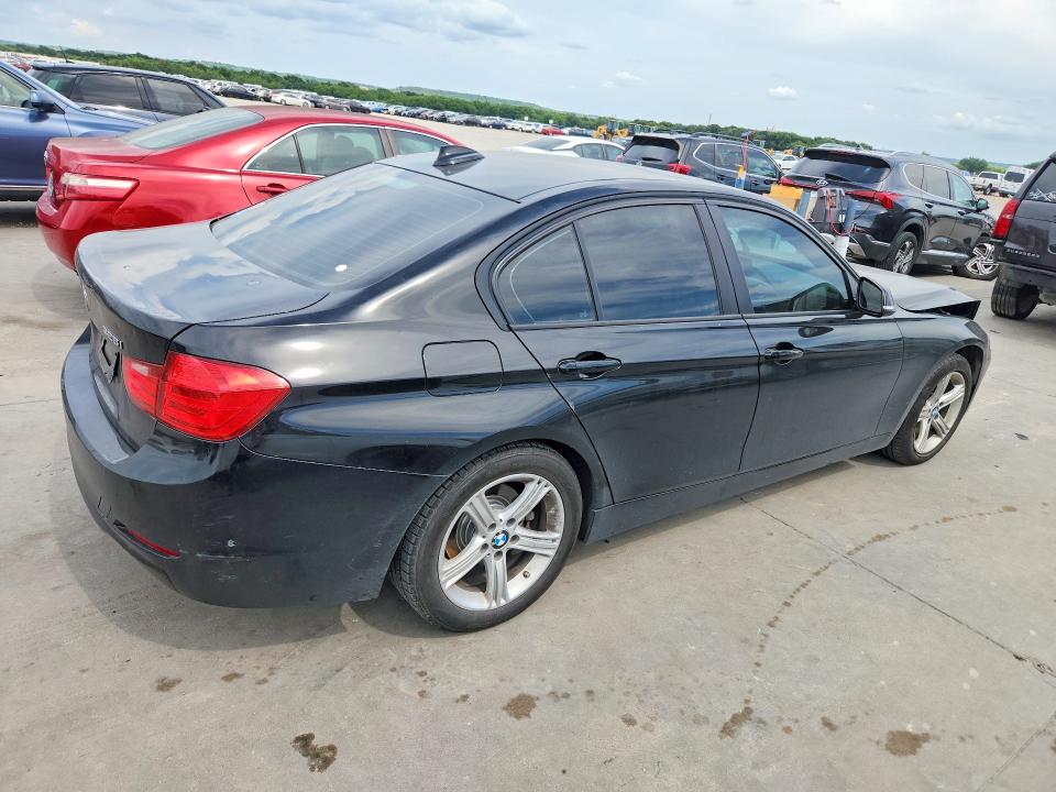 55504516 :رقم المزاد ، WBA3C1C59EK117179 vin ، 2014 Bmw 328 مزاد بيع