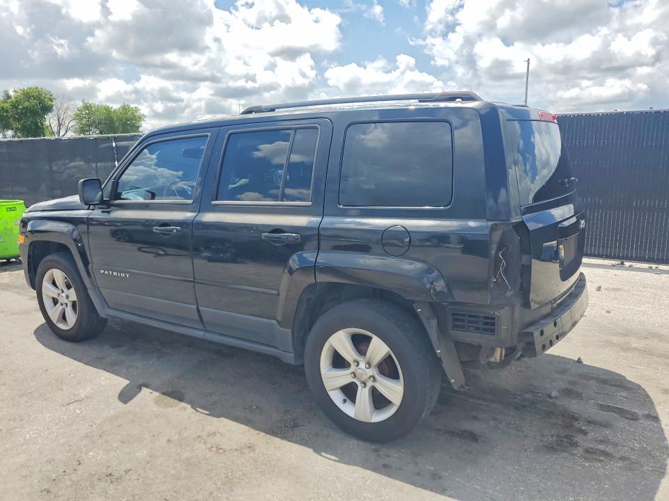 53402276 :رقم المزاد ، 1C4NJPBB1DD213516 vin ، 2013 Jeep Patriot Latitude 4wd مزاد بيع