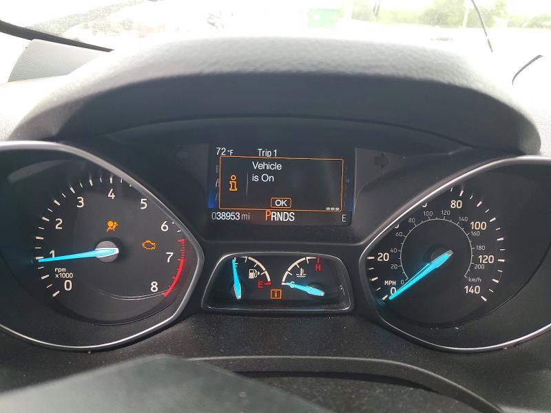 52623946 :رقم المزاد ، 1FMCU0HD0KUB26083 vin ، 2019 Ford Escape مزاد بيع