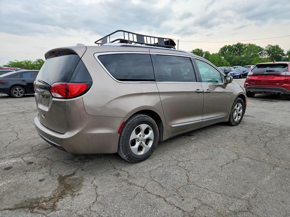 Продаж на аукціоні авто 2017 Chrysler Pacifica, vin: 2C4RC1EG8HR840104, номер лоту: 52330386