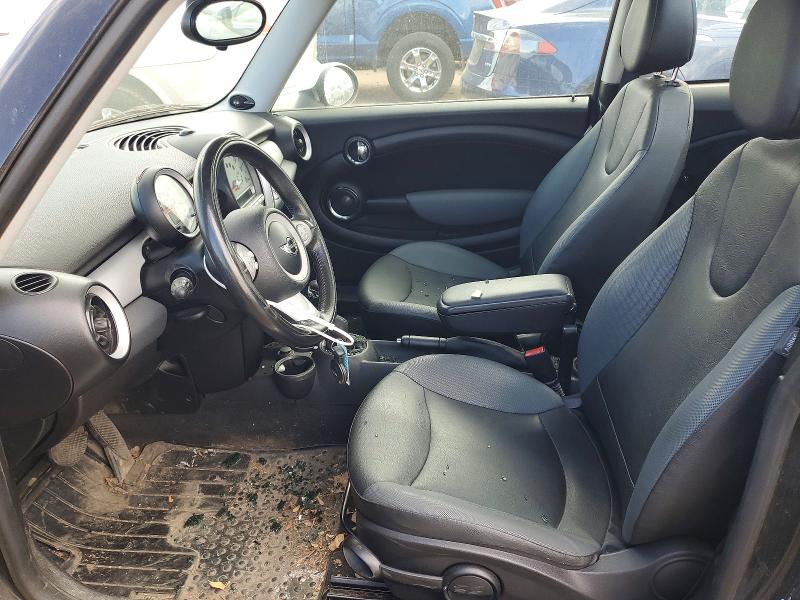 53000606 :رقم المزاد ، WMWMF3C57ATZ64102 vin ، 2010 Mini Cooper مزاد بيع