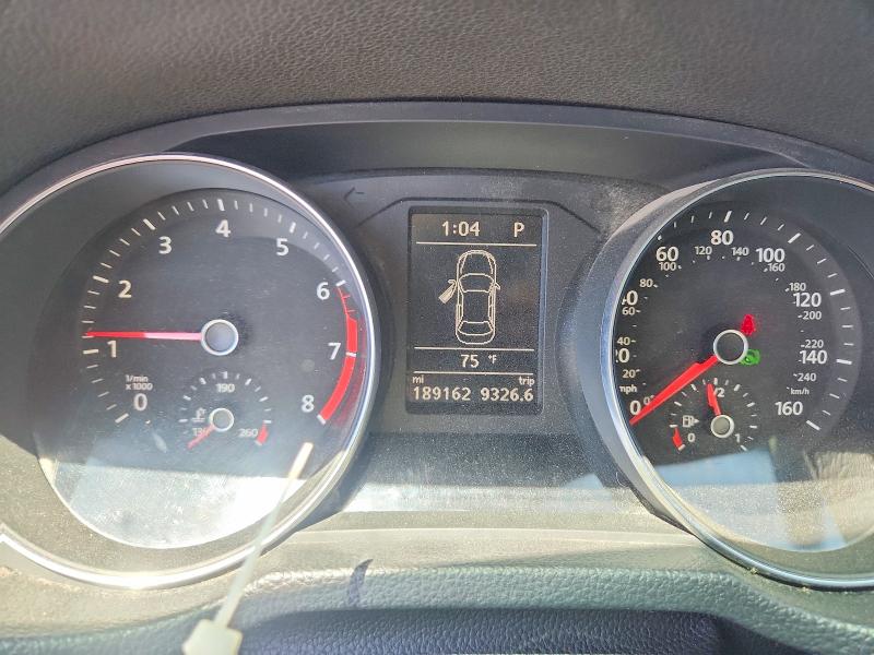 54580996 :رقم المزاد ، 1VWAA7A34JC001555 vin ، 2018 Volkswagen Passat مزاد بيع