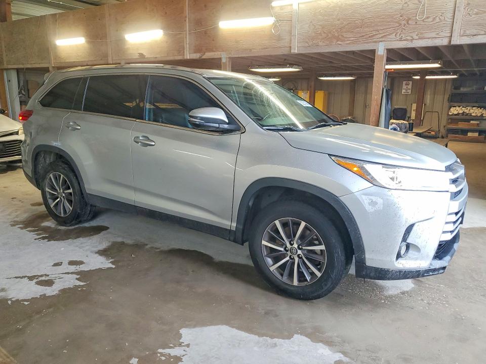 Aukcja sprzedaży 2019 Toyota Highlander, vin: 5TDKZRFH3KS559140, numer aukcji: 52231686