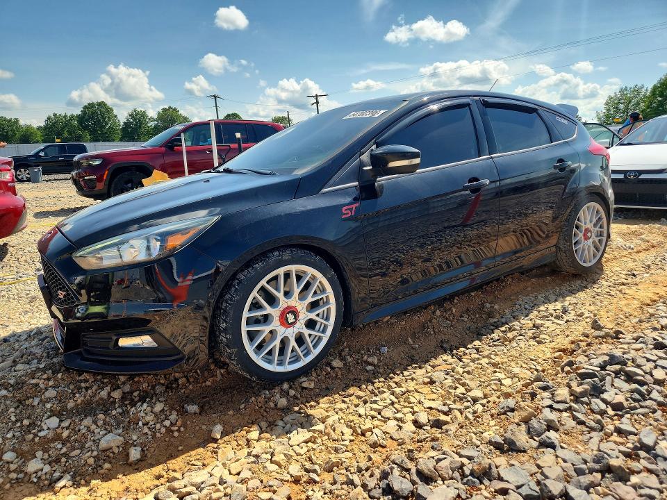 Продажа на аукционе авто 2018 Ford Focus, vin: 1FADP3L94JL300655, номер лота: 54702396