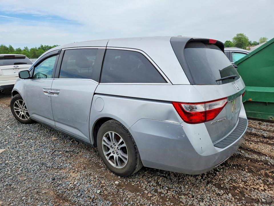 55121836 :رقم المزاد ، 5FNRL5H6XBB016845 vin ، 2011 Honda Odyssey مزاد بيع