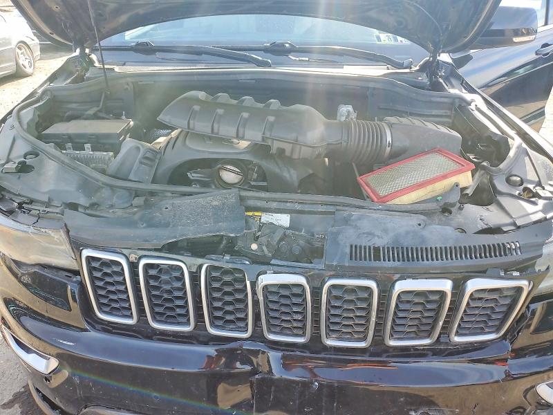 54390386 :رقم المزاد ، 1C4RJFBT3JC167094 vin ، 2018 Jeep Grand Cherokee مزاد بيع