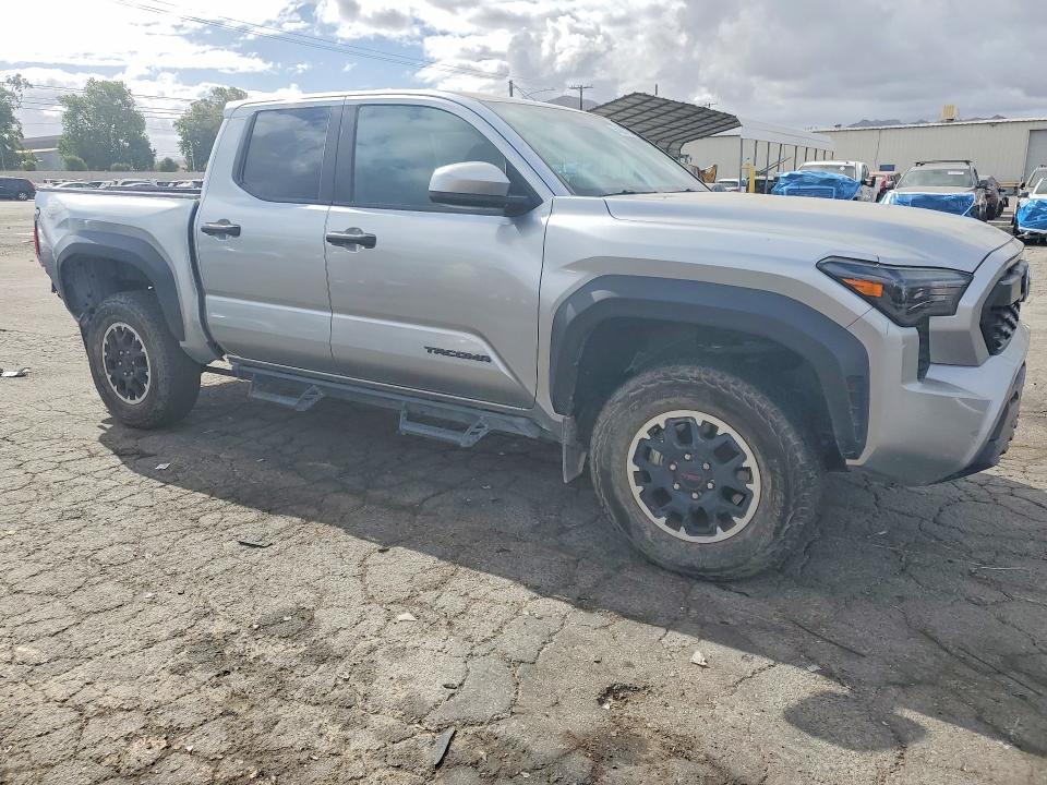 54983476 :رقم المزاد ، 3TMLB5JN5RM043158 vin ، 2024 Toyota Tacoma مزاد بيع