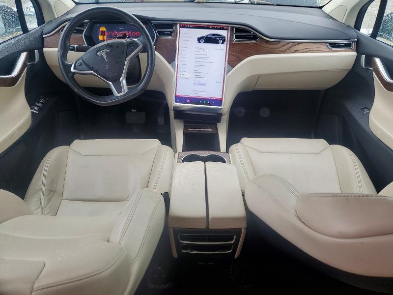 2017 Tesla Model X მანქანა იყიდება აუქციონზე, vin: 5YJXCAE24HF060222, აუქციონის ნომერი: 54559686