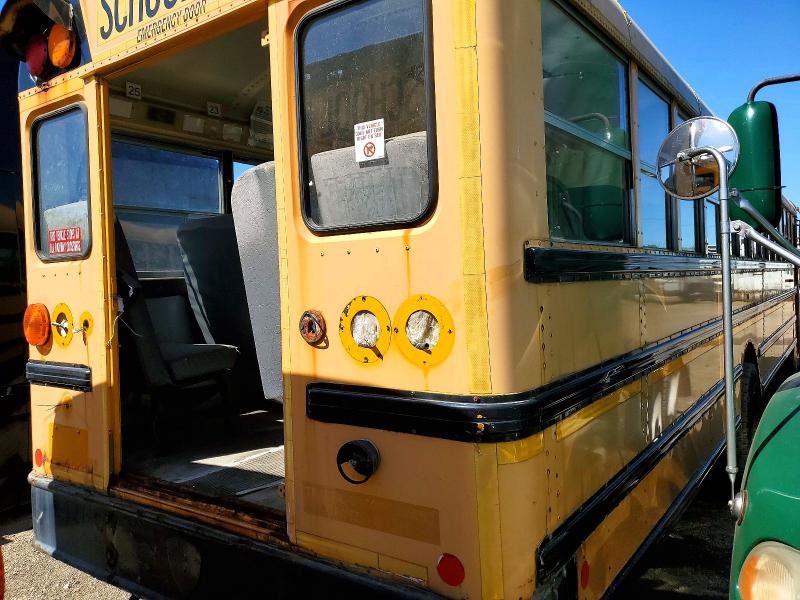 51868586 :رقم المزاد ، 4DRBUAAP3AB142309 vin ، 2010 Ic Corporation School Bus مزاد بيع