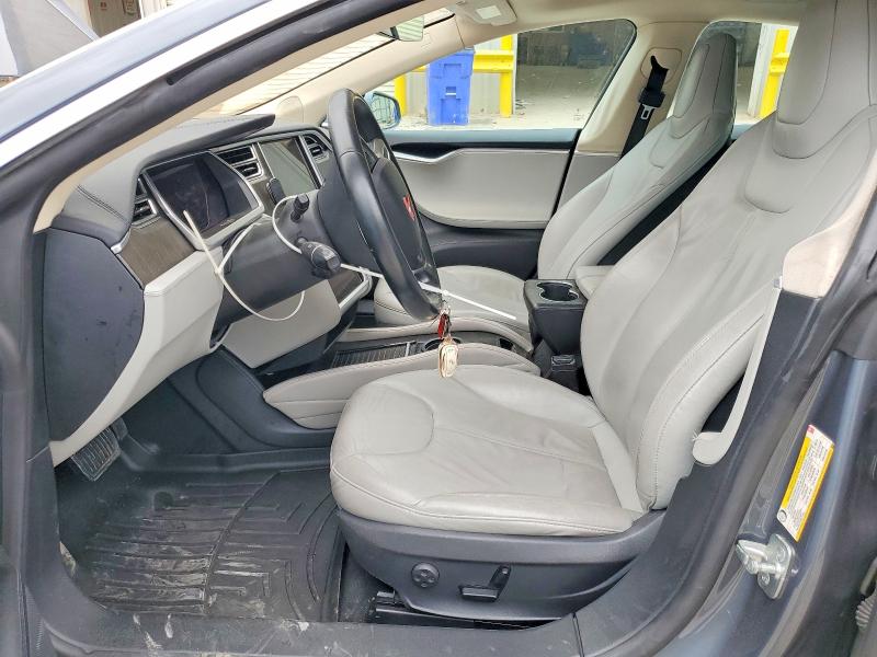 52353196 :رقم المزاد ، 5YJSA1CN0DFP19632 vin ، 2013 Tesla Model S مزاد بيع