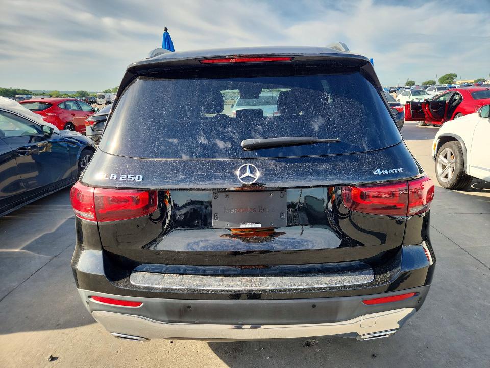 2020 Mercedes-benz Glb მანქანა იყიდება აუქციონზე, vin: WDC4M4HB4LW010528, აუქციონის ნომერი: 52731776