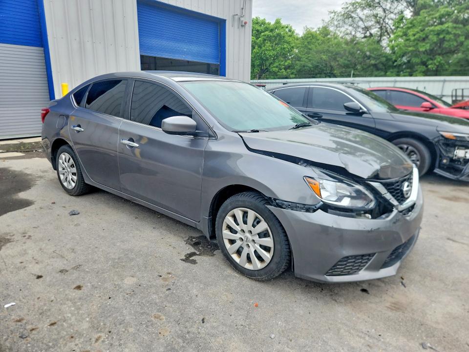 Продажа на аукционе авто 2017 Nissan Sentra, vin: 3N1AB7AP5HY321393, номер лота: 54172236