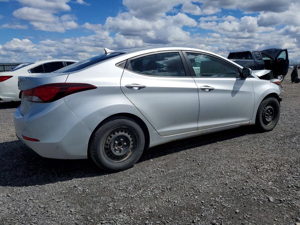 2015 Hyundai Elantra მანქანა იყიდება აუქციონზე, vin: 5NPDH4AE4FH559798, აუქციონის ნომერი: 51543166