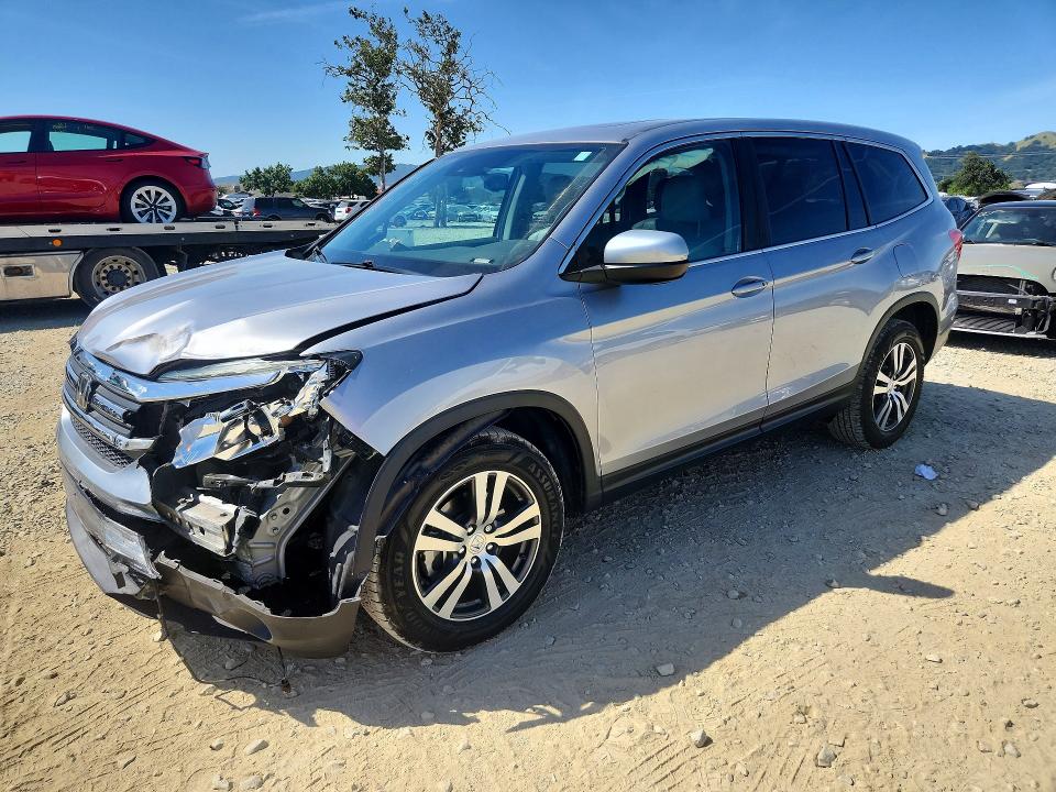 Auction sale of the 2017 Honda Pilot, vin: 5FNYF6H63HB011438, lot number: 53230046