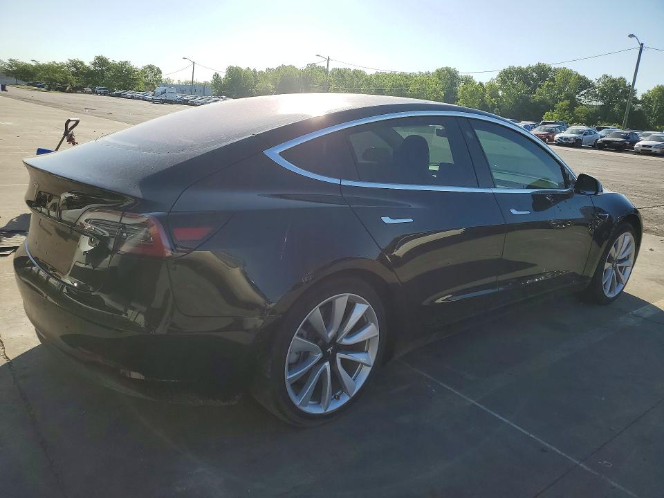 Продажа на аукционе авто 2018 Tesla Model 3, vin: 5YJ3E1EA5JF060171, номер лота: 52938006