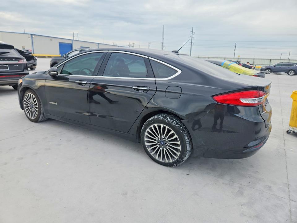 52428406 :رقم المزاد ، 3FA6P0LU0HR266866 vin ، 2017 Ford Fusion مزاد بيع