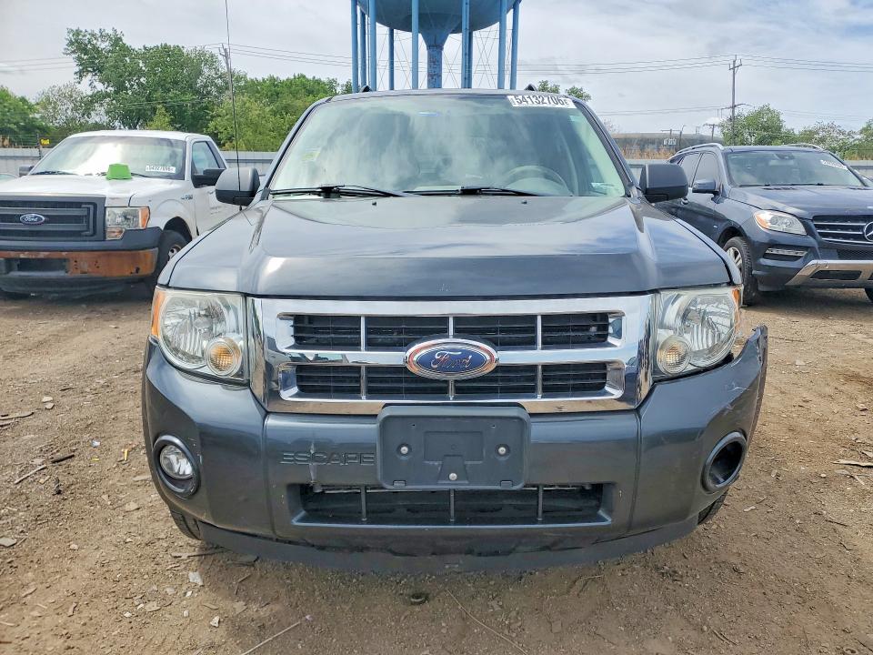 54132706 :رقم المزاد ، 1FMCU49HX8KA94711 vin ، 2008 Ford Escape مزاد بيع