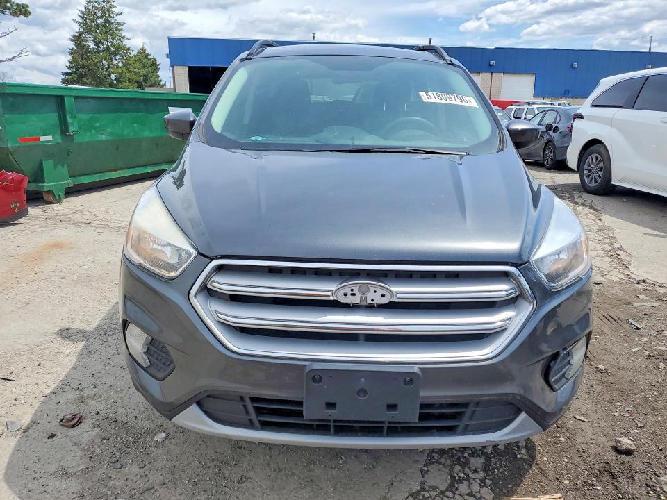 Продажа на аукционе авто 2018 Ford Escape, vin: 1FMCU0GD0JUB75364, номер лота: 51809796
