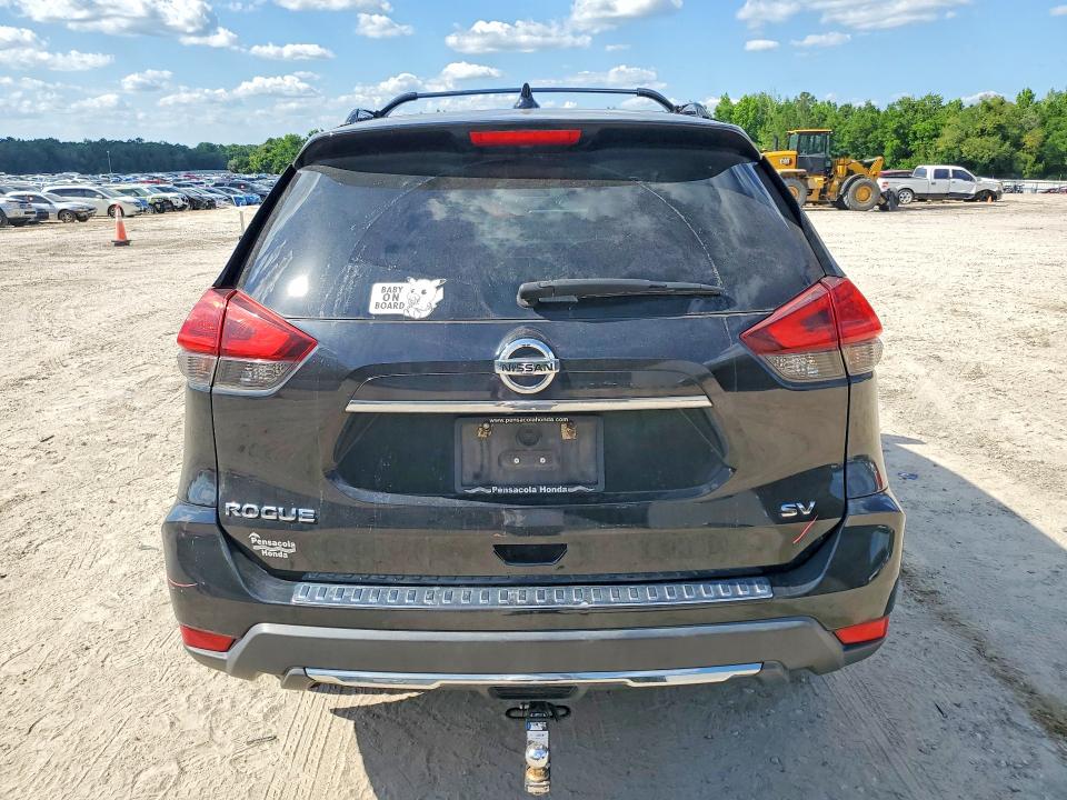 Auction sale of the 2017 Nissan Rogue, vin: 5N1AT2MT6HC885466, lot number: 53251716